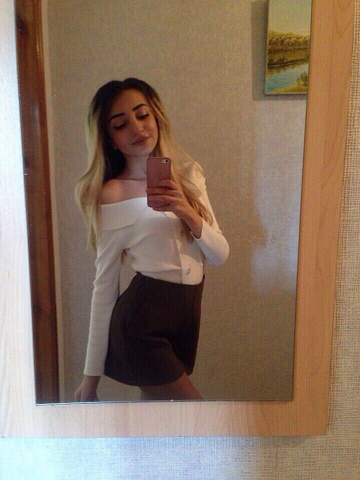 Лена Проститутка Питера у метро Маяковская