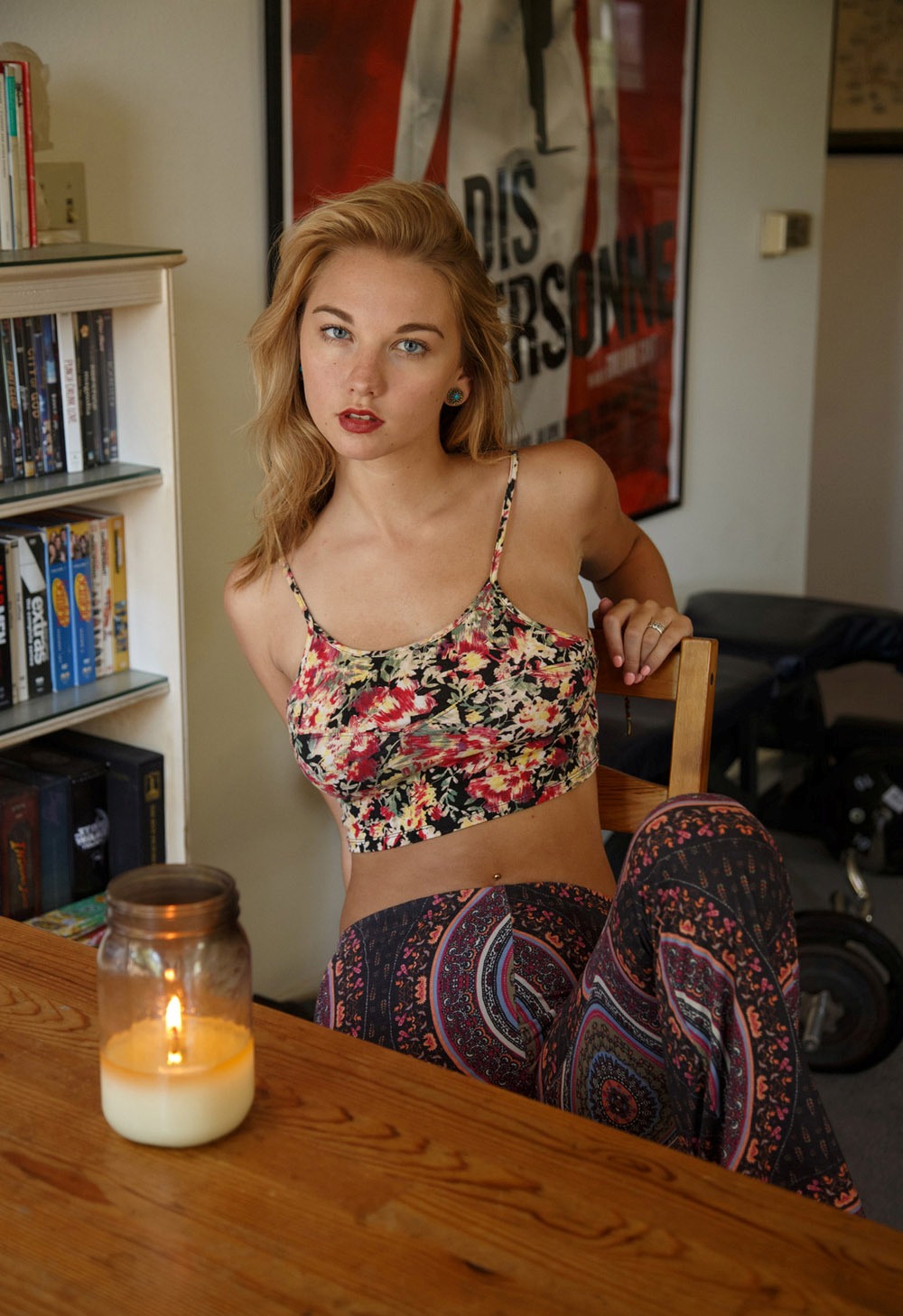 Лариса Проститутка Питера у метро Сенная площадь